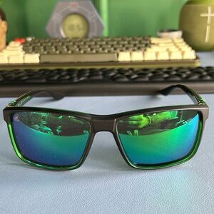 Unisex Blenders polarized sunglasses